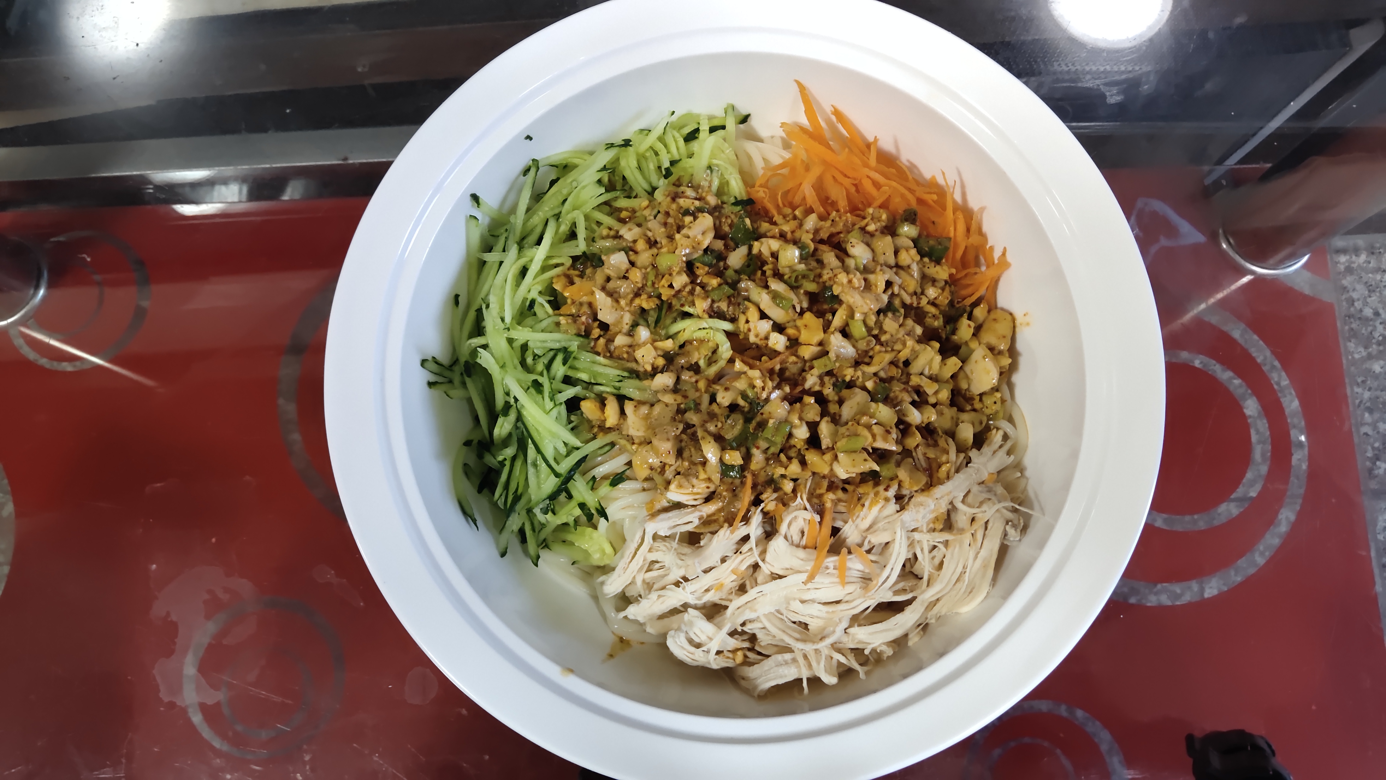 夏天就要吃凉面!鸡丝凉面
